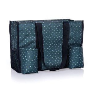 Zip top organizing tote